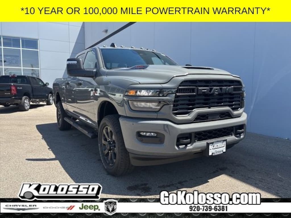 New 2026 Ram 2500 BLACK EXPRESS CREW CAB 4X4 6'4 BOX Pickup