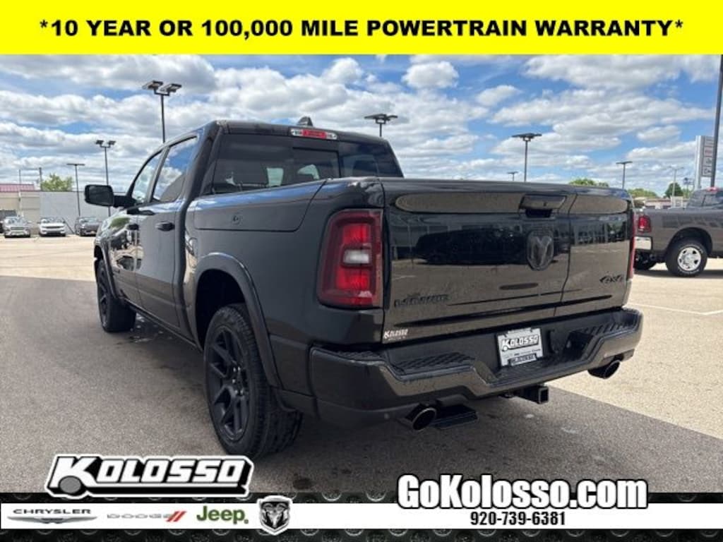 New 2026 Ram 1500 LARAMIE CREW CAB 4X4 5'7 BOX Pickup