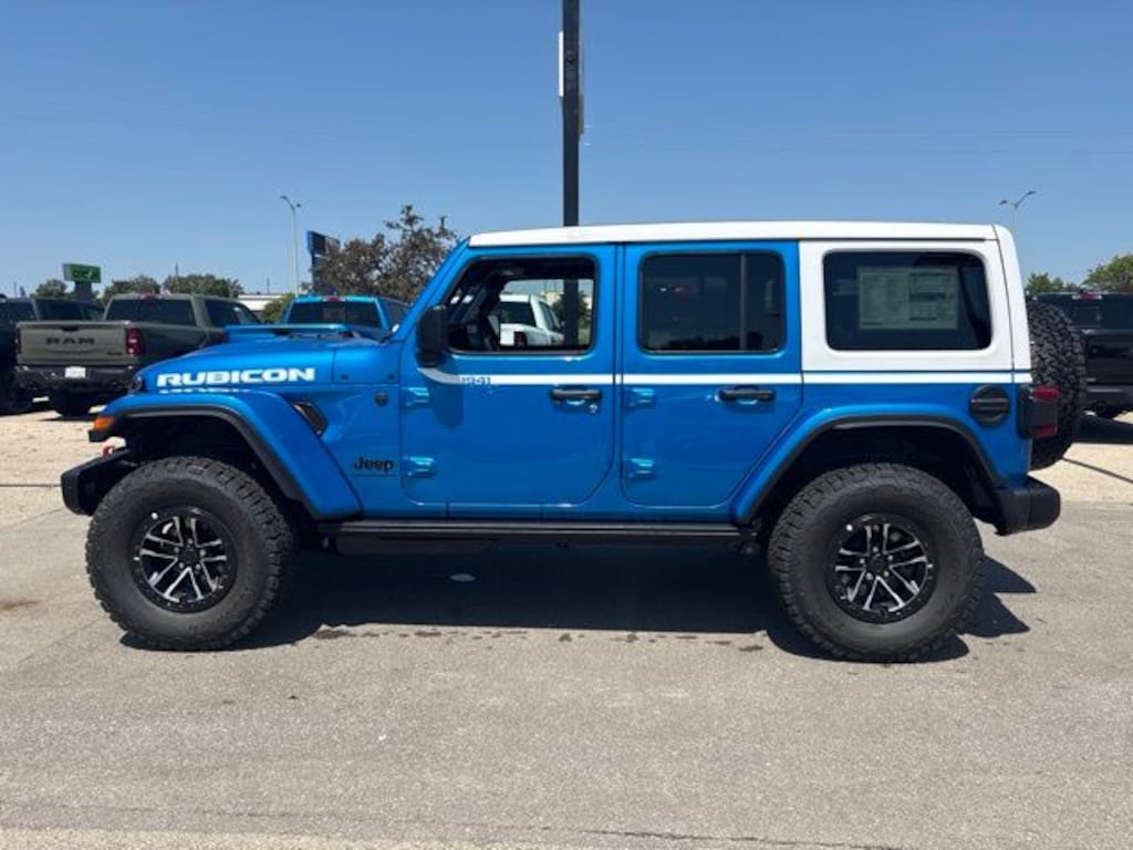 New 2026 Jeep Wrangler 4-DOOR RUBICON X Sport Utility