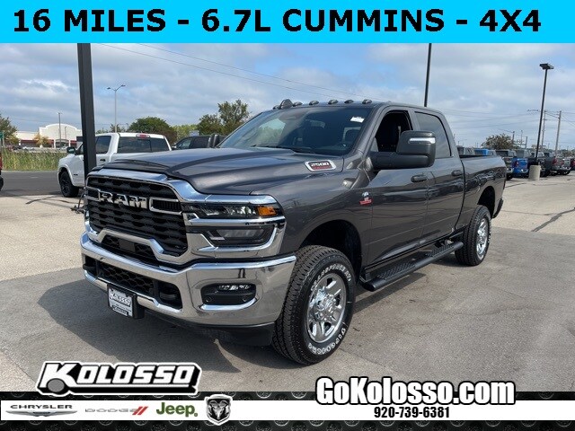 2025 Ram 2500 Tradesman photo 3