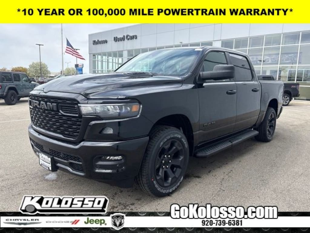 New 2026 Ram 1500 EXPRESS CREW CAB 4X4 5'7 BOX Pickup