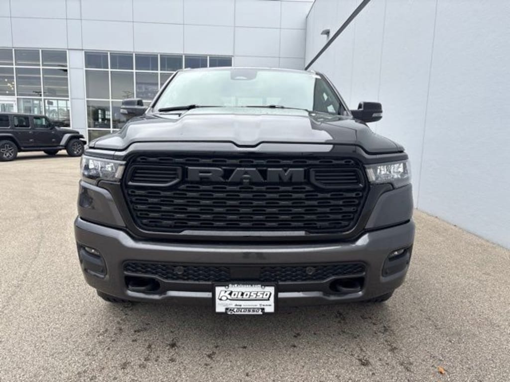 New 2026 Ram 1500 BIG HORN CREW CAB 4X4 5'7 BOX Pickup