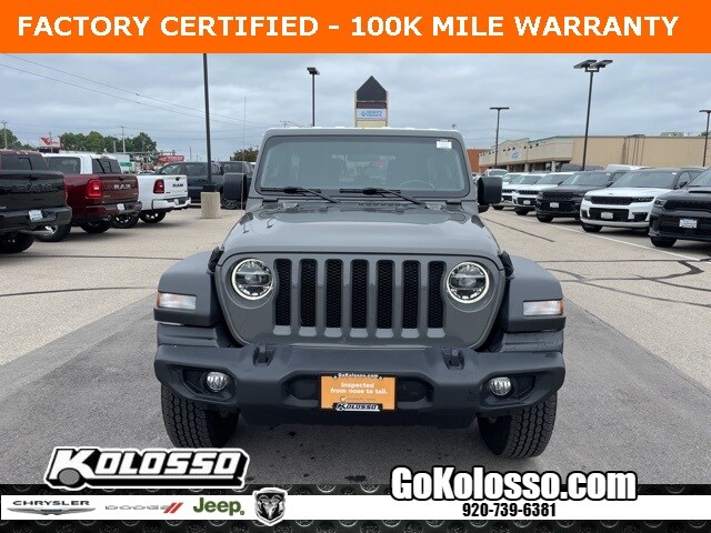 2021 Jeep Wrangler Unlimited Islander photo 2