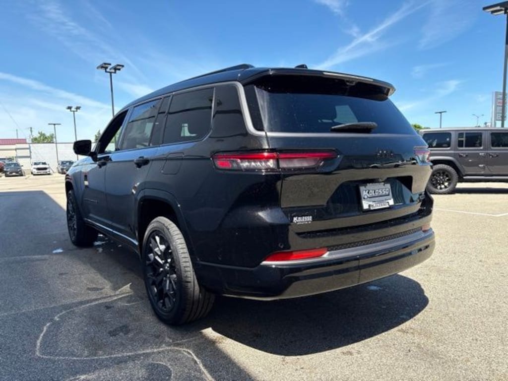 New 2026 Jeep Grand Cherokee L SUMMIT 4X4 Sport Utility