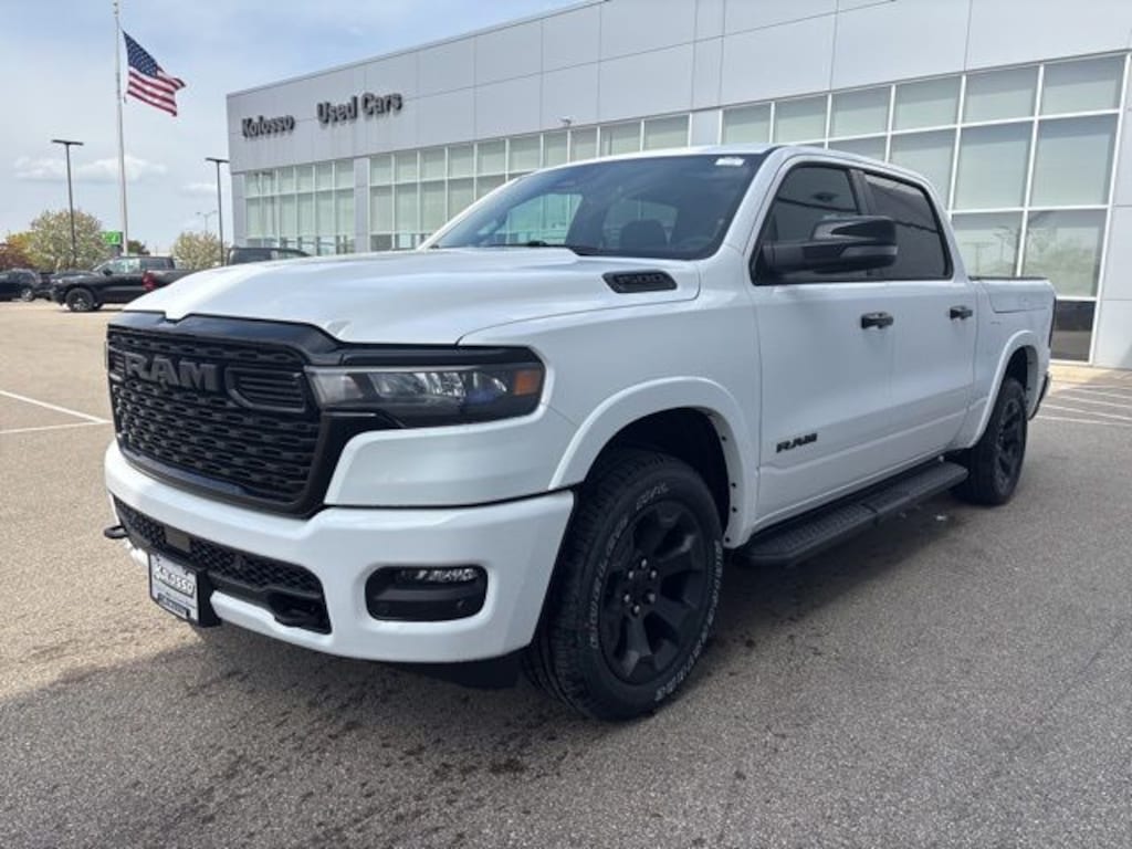 New 2026 Ram 1500 BIG HORN CREW CAB 4X4 5'7 BOX Pickup