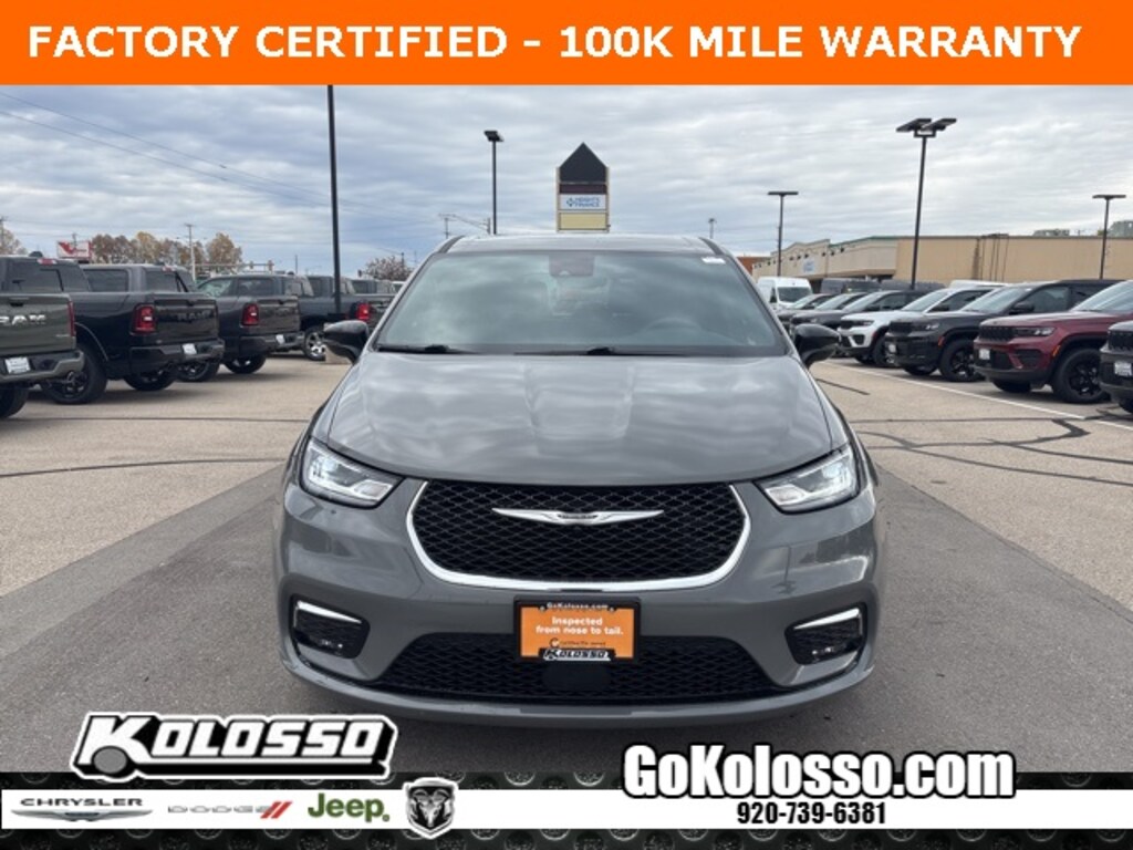 Used 2025 Chrysler Pacifica Select Minivan/Van