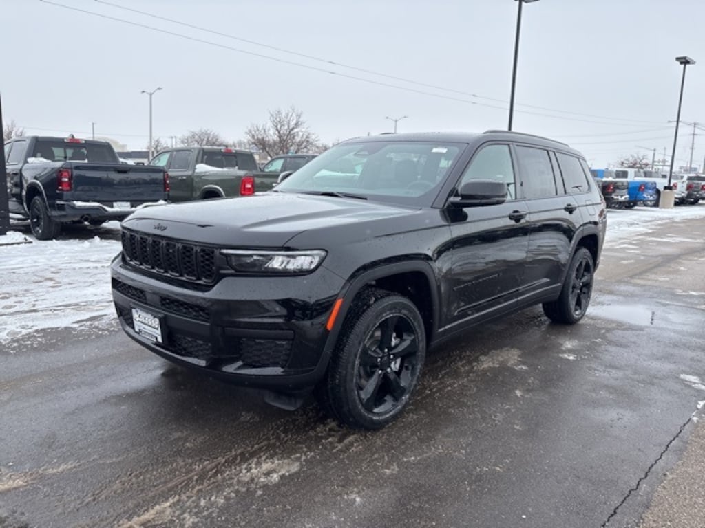 New 2025 Jeep Grand Cherokee L ALTITUDE X 4X4 Sport Utility