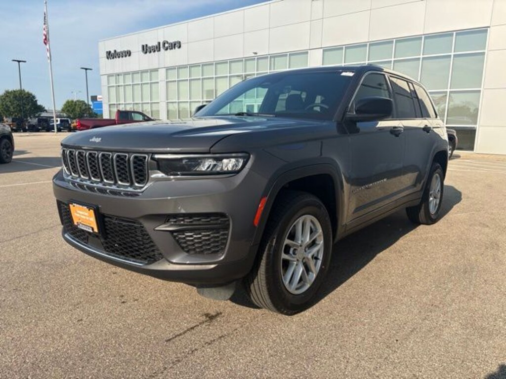 Used 2025 Jeep Grand Cherokee Laredo X SUV