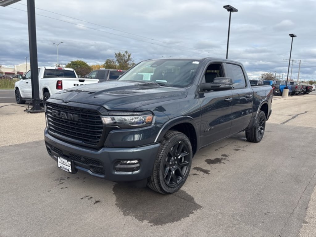 New 2026 Ram 1500 LARAMIE CREW CAB 4X4 5'7 BOX Pickup