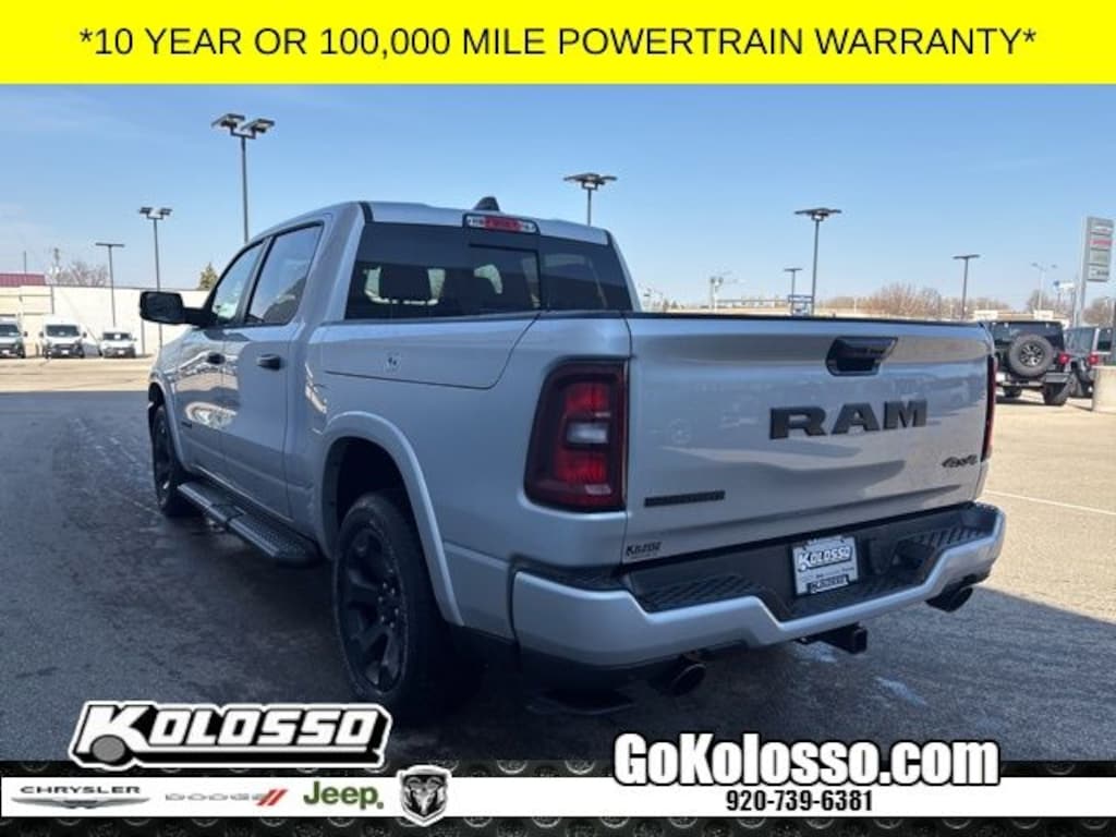 New 2026 Ram 1500 BIG HORN CREW CAB 4X4 5'7 BOX Pickup