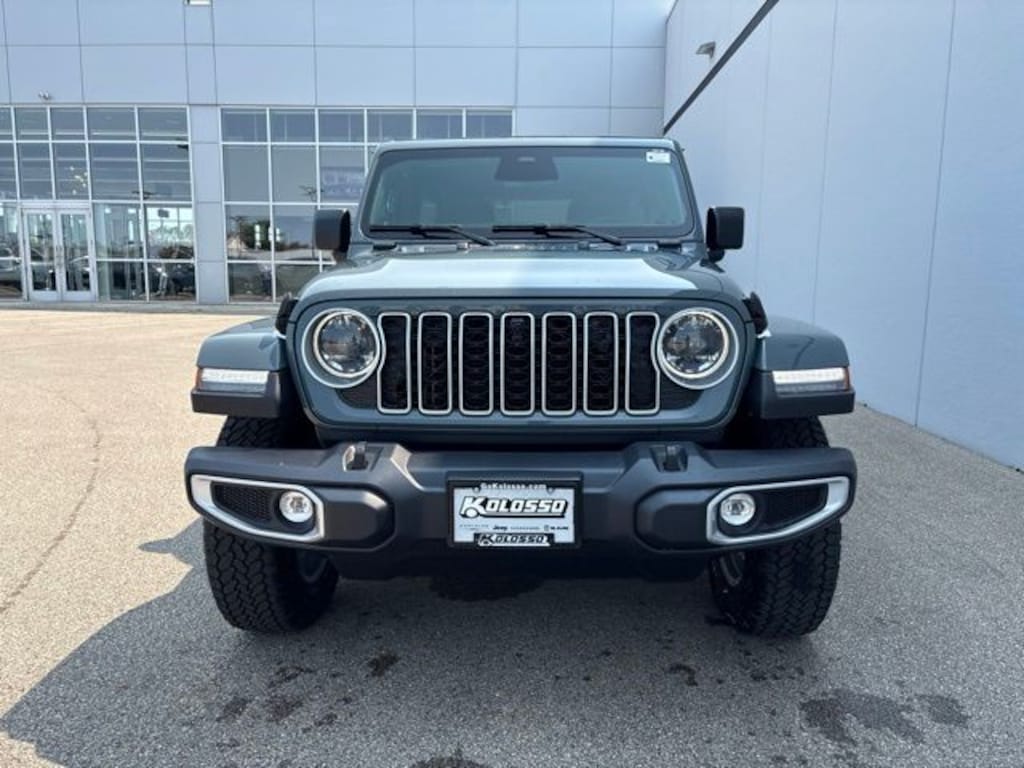 New 2026 Jeep Wrangler 4-DOOR SAHARA Sport Utility