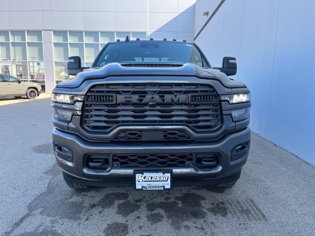 New 2027 Ram 2500 TRADESMAN CREW CAB 4X4 Pickup