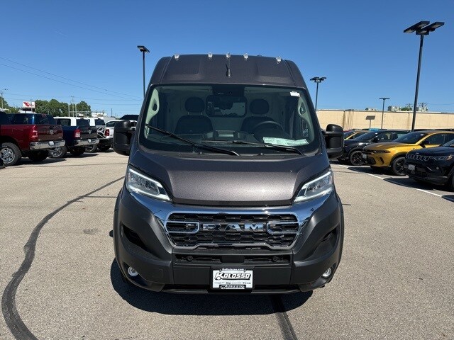 2024 Ram ProMaster 2500 photo 2