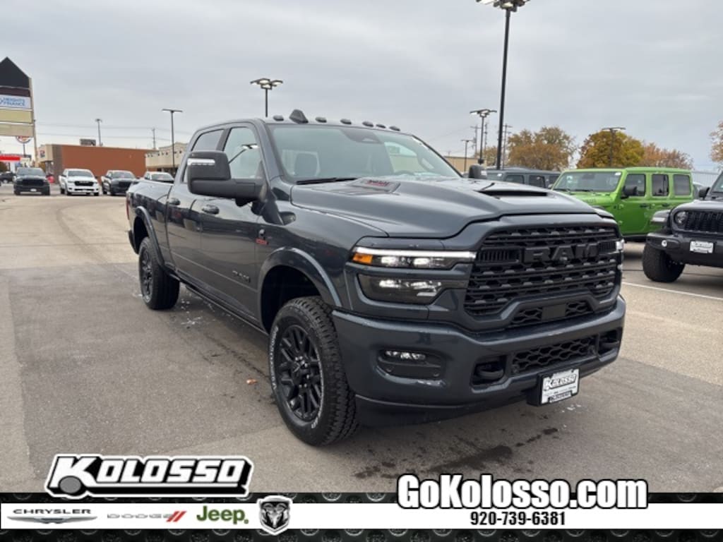 New 2026 Ram 2500 LIMITED CREW CAB 4X4 6'4 BOX Pickup