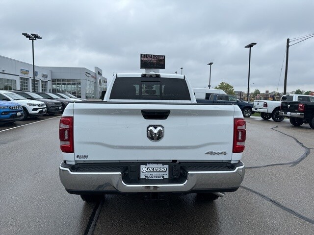 2024 Ram 2500 Tradesman photo 4