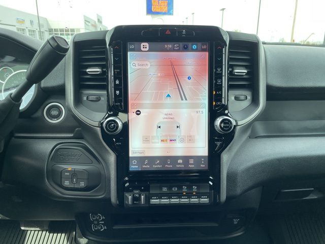 2025 RAM 2500 Tradesman - Photo 13