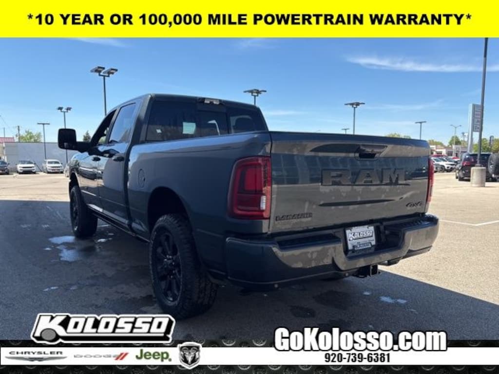 New 2026 Ram 2500 LARAMIE CREW CAB 4X4 6'4 BOX Pickup