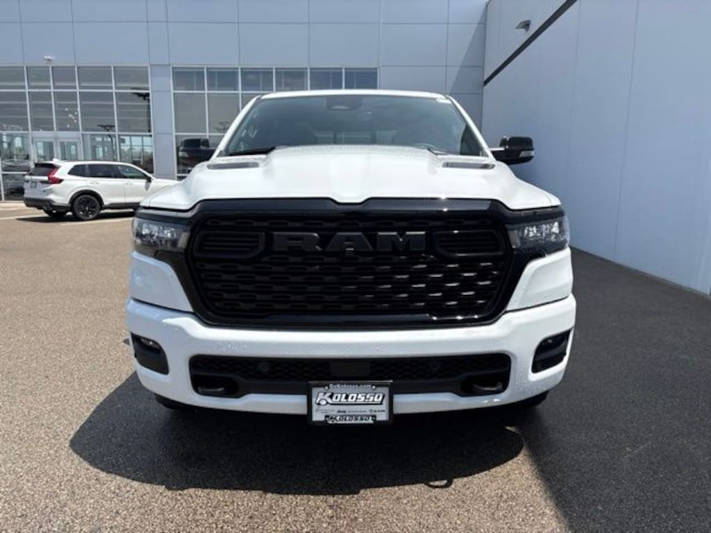 New 2026 Ram 1500 BIG HORN CREW CAB 4X4 5'7 BOX Pickup