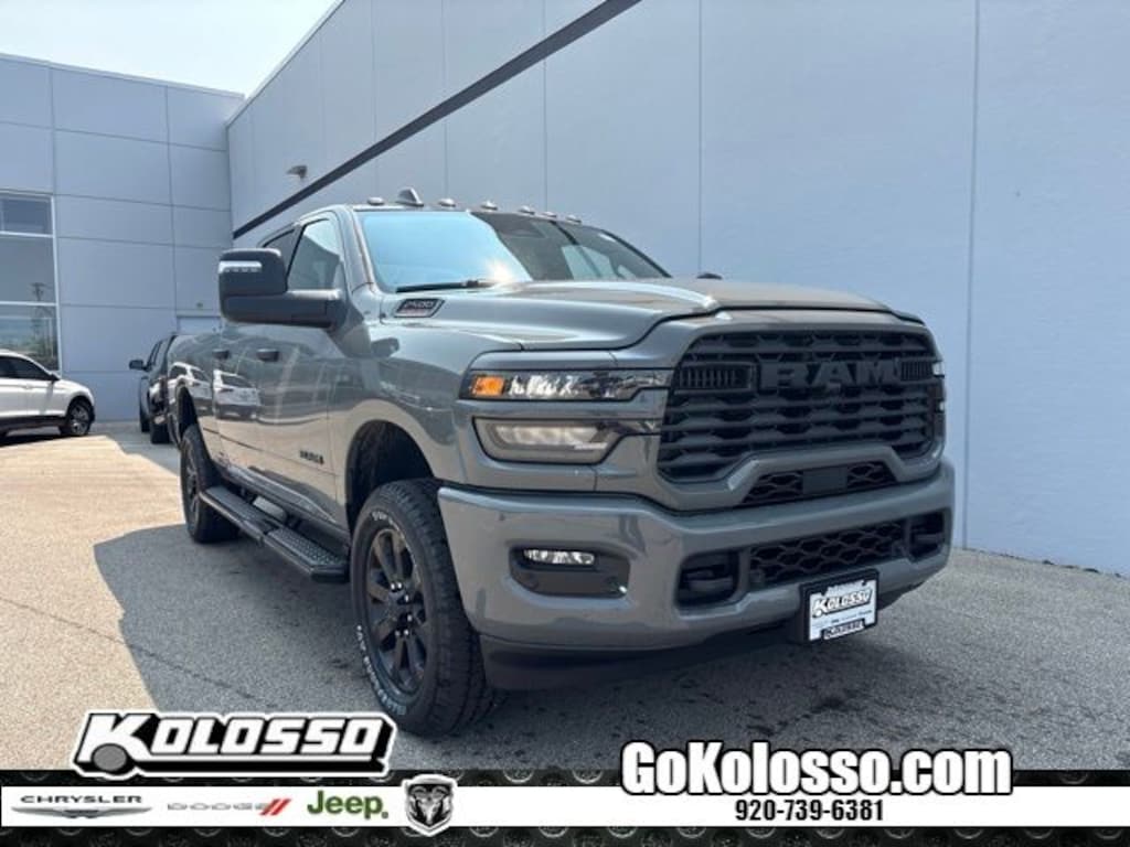 New 2026 Ram 2500 BIG HORN CREW CAB 4X4 6'4 BOX Pickup