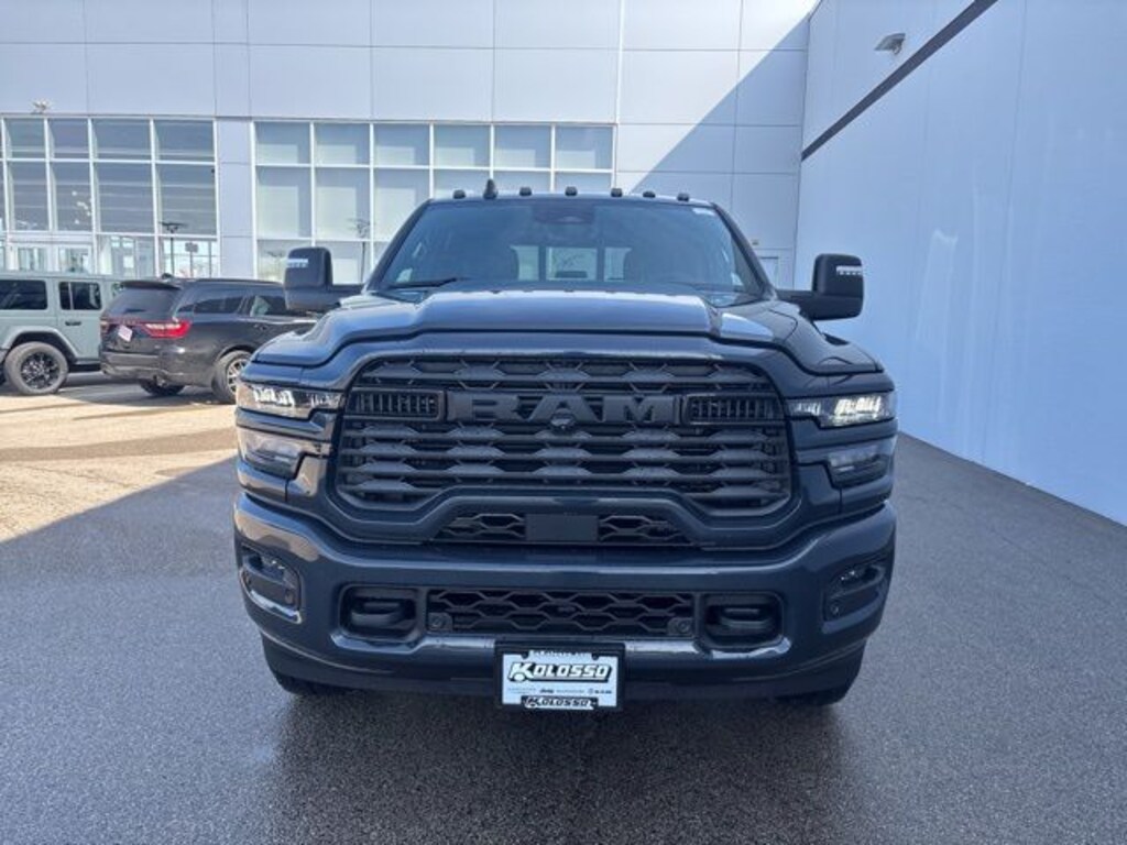 New 2026 Ram 2500 BIG HORN CREW CAB 4X4 6'4 BOX Pickup