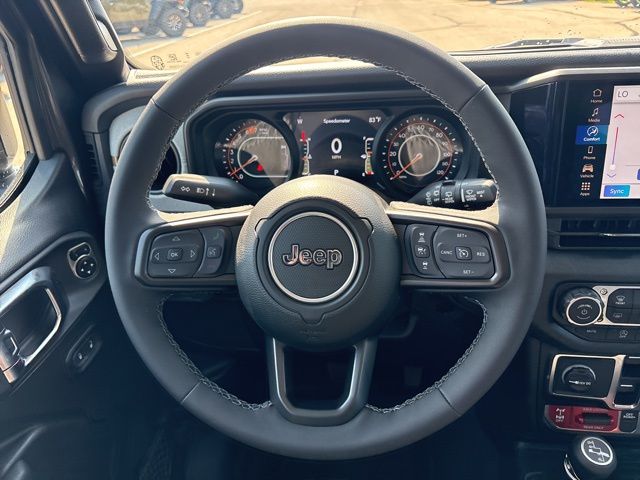 2025 Jeep Wrangler 4-Door Willys - Photo 13