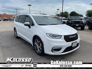 New 2026 Chrysler Pacifica PINNACLE Passenger Van For Sale Appleton WI