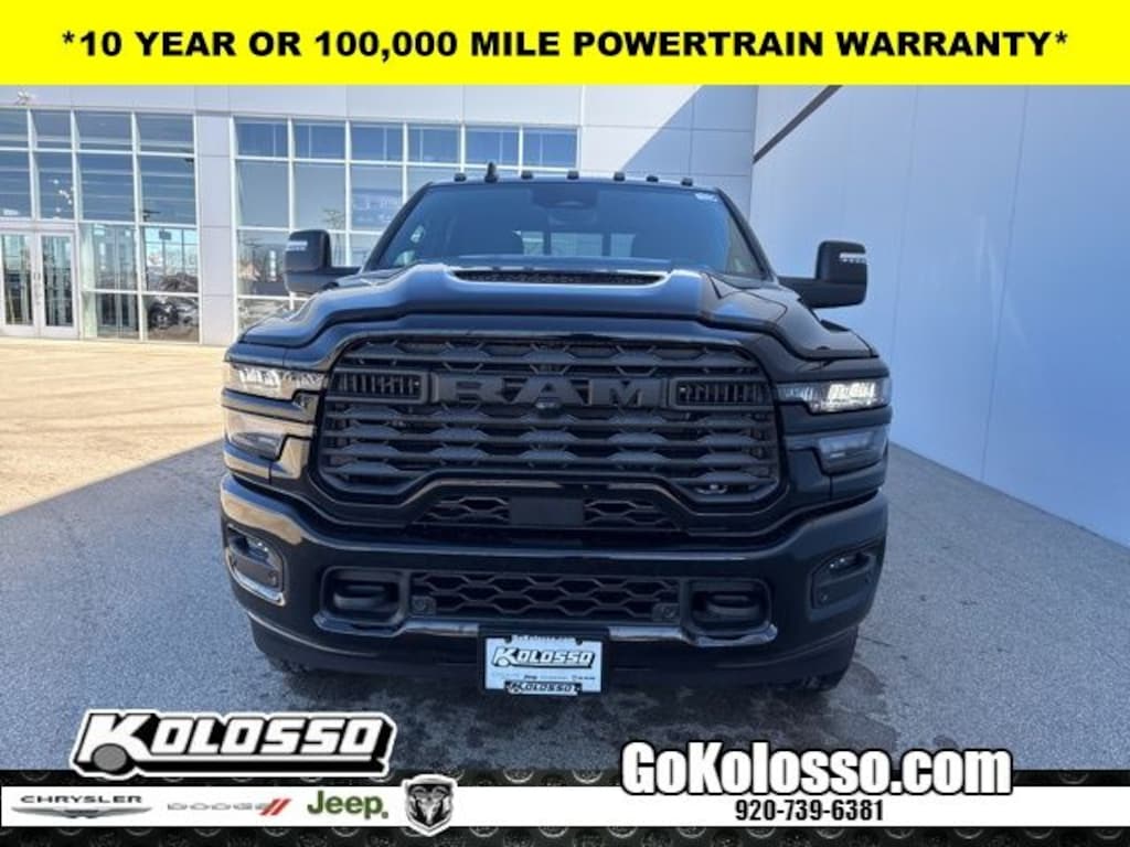 New 2026 Ram 2500 BLACK EXPRESS CREW CAB 4X4 6'4 BOX Pickup