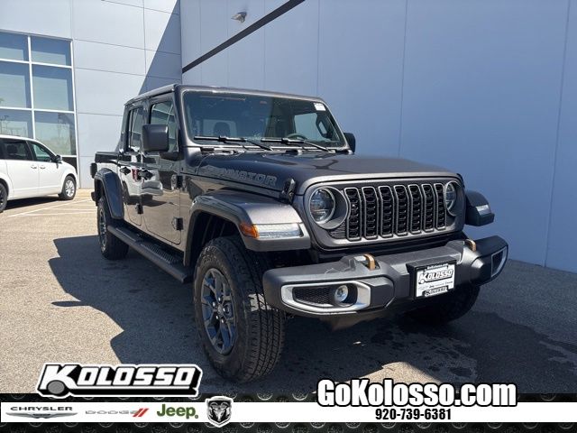 2026 Jeep Gladiator 85th Anniversary Edition Auto's photo