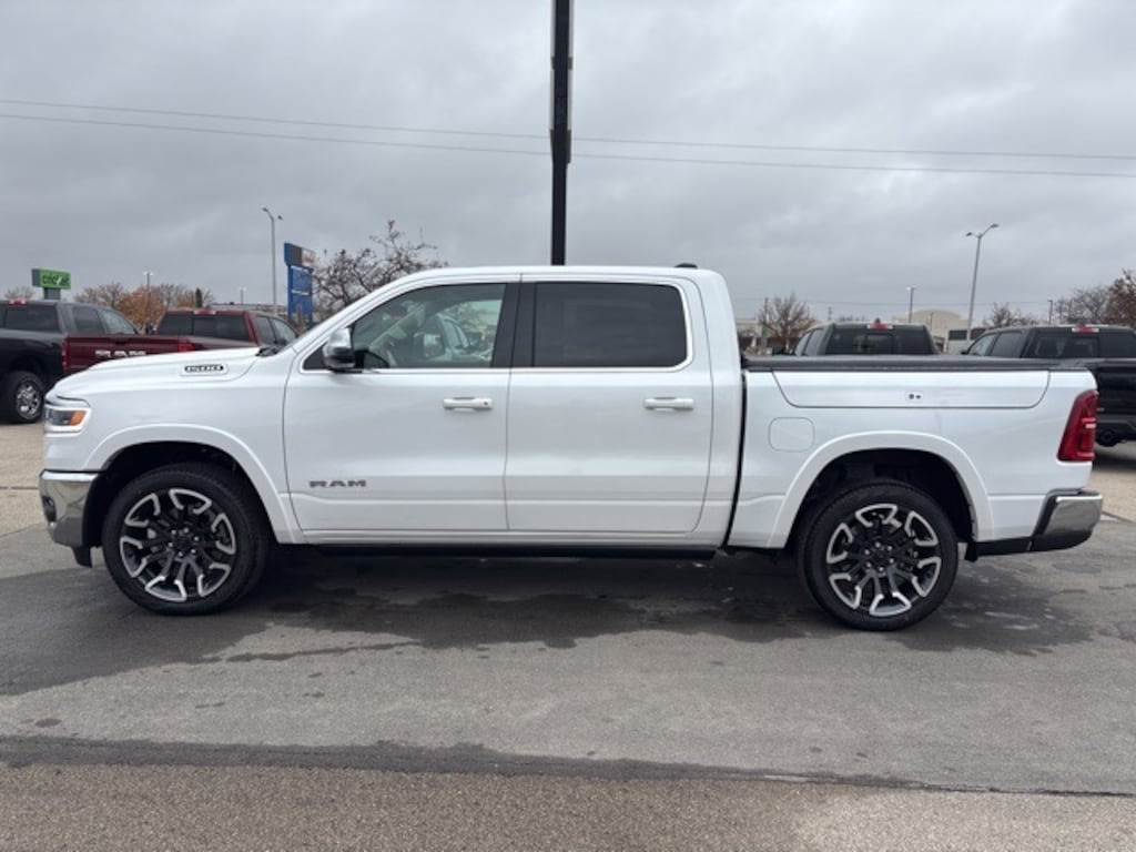 New 2026 Ram 1500 LIMITED LONGHORN CREW CAB 4X4 5'7 BOX Pickup