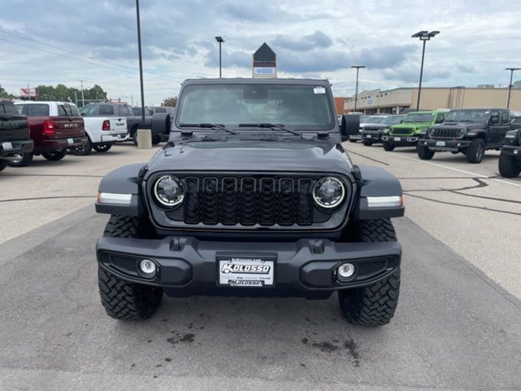 New 2025 Jeep Wrangler 4-DOOR WILLYS Sport Utility
