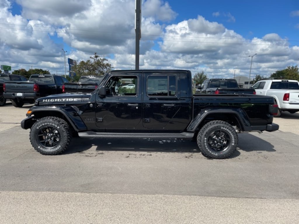 New 2025 Jeep Gladiator HIGH TIDE 4X4 Pickup
