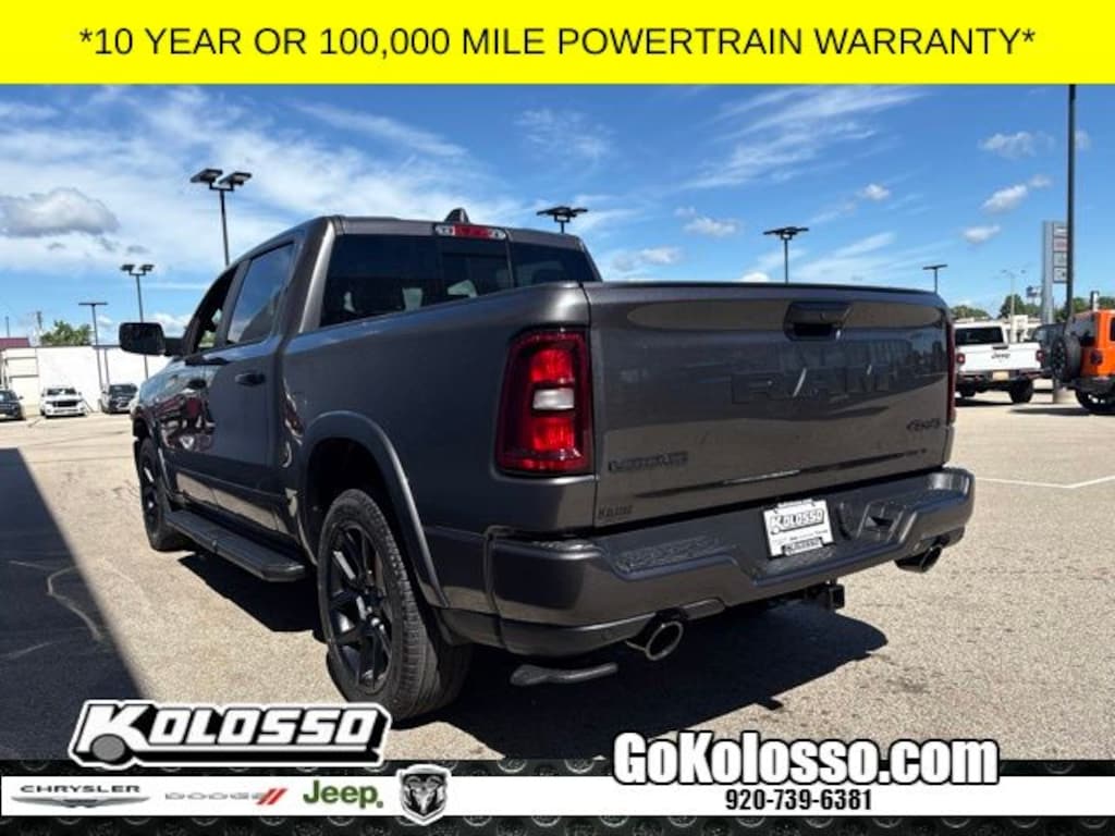 New 2026 Ram 1500 LARAMIE CREW CAB 4X4 5'7 BOX Pickup