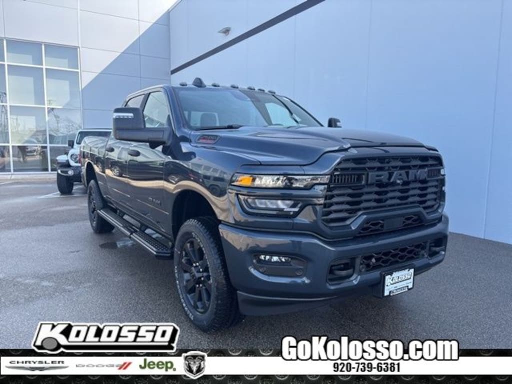 New 2026 Ram 2500 BIG HORN CREW CAB 4X4 6'4 BOX Pickup
