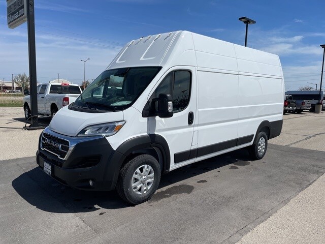 2025 Ram ProMaster 3500 photo 3