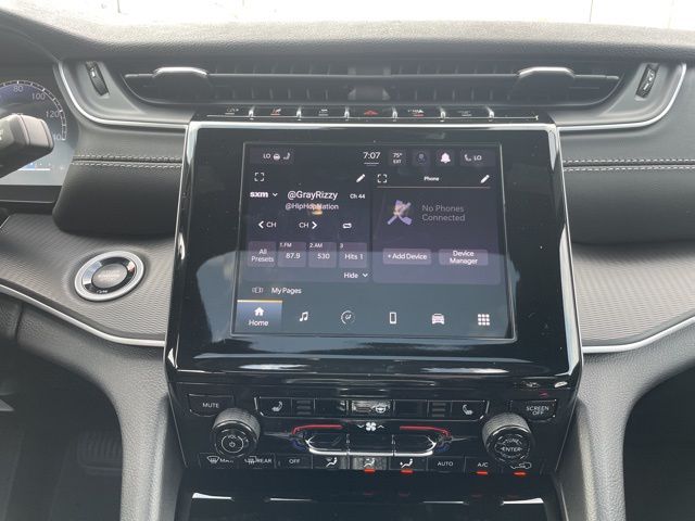 2025 Jeep Grand Cherokee L Altitude - Photo 13