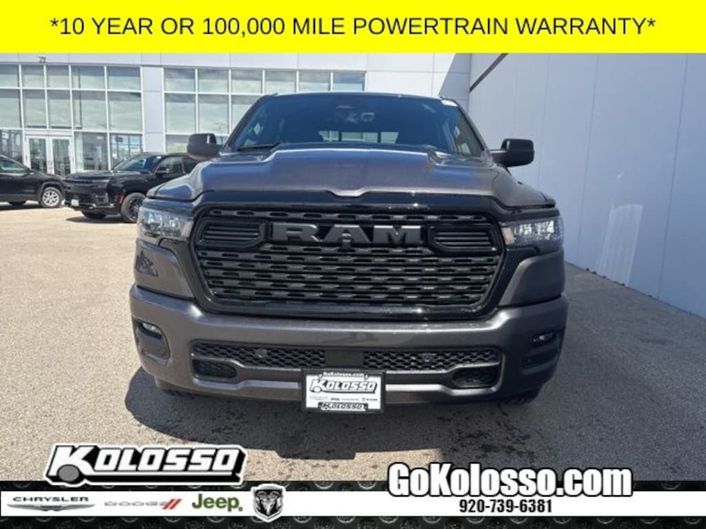 New 2026 Ram 1500 EXPRESS CREW CAB 4X4 5'7 BOX Pickup