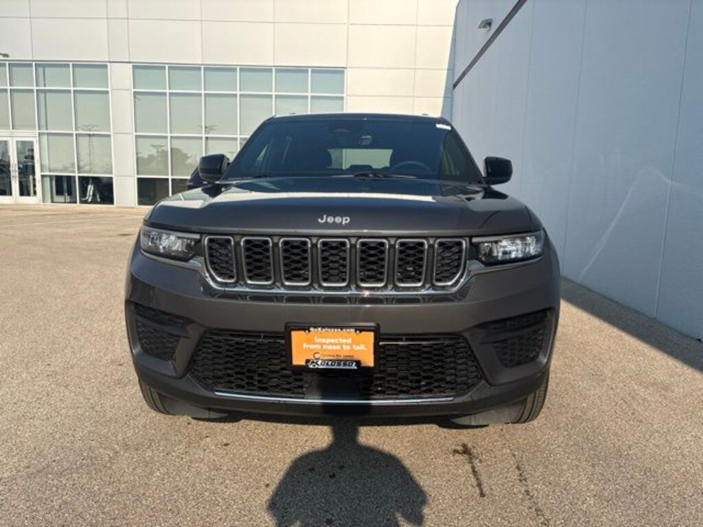 Used 2025 Jeep Grand Cherokee Laredo X SUV