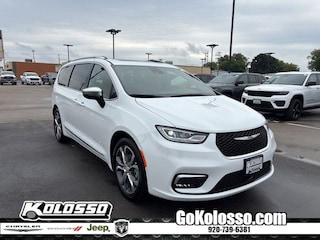 New 2026 Chrysler Pacifica PINNACLE Passenger Van For Sale Appleton WI