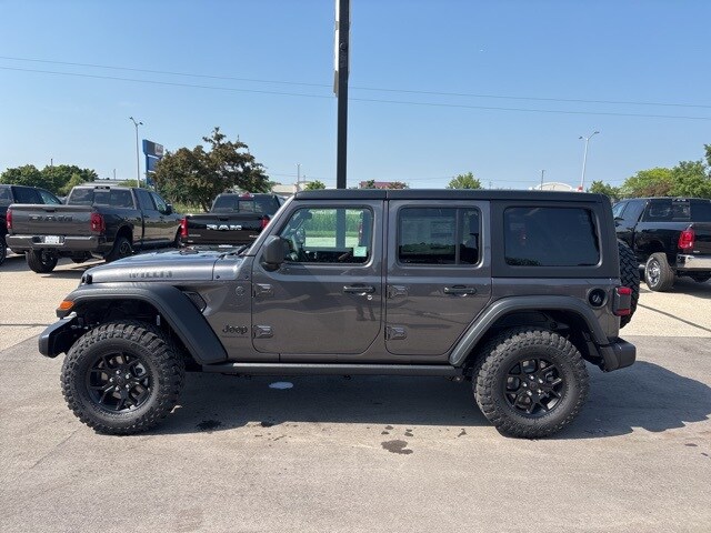 2025 Jeep Wrangler Willys photo 4
