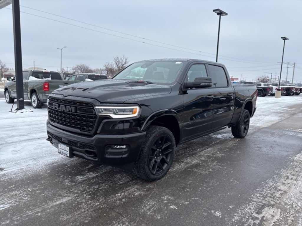New 2026 Ram 1500 LIMITED CREW CAB 4X4 6'4 BOX Pickup