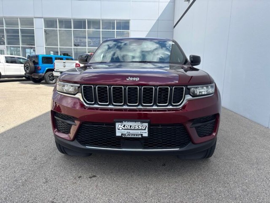 Certified 2025 Jeep Grand Cherokee Laredo SUV