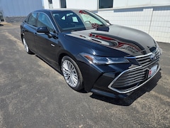Used 2021 Toyota Avalon Hybrid Limited Sedan in Appleton