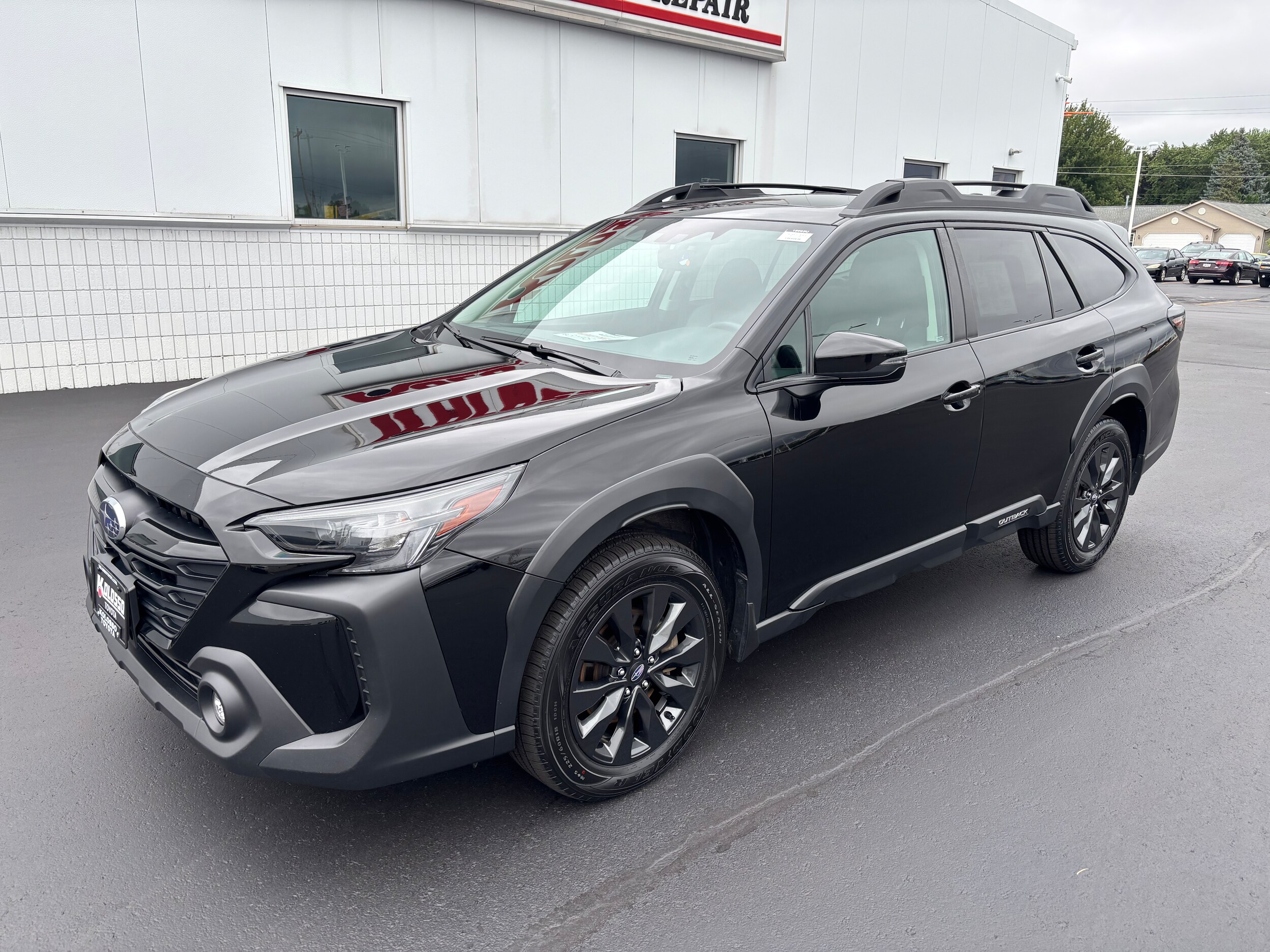 2024 Subaru Outback Onyx Edition XT photo 3