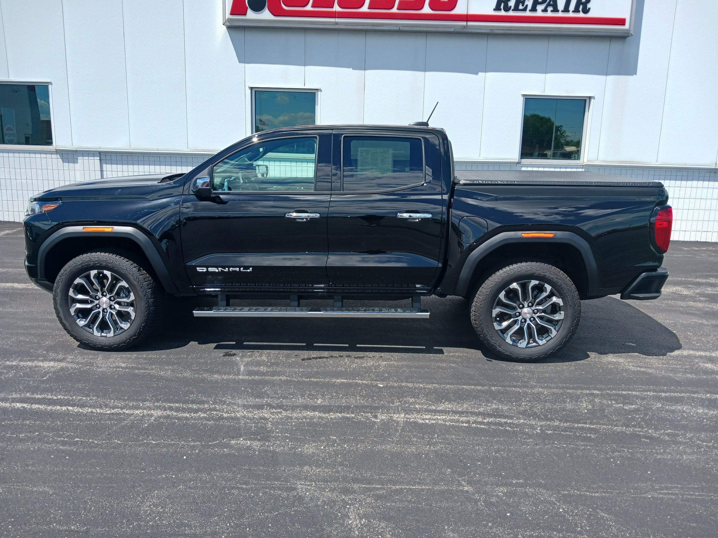 Used 2023 GMC Canyon Denali with VIN 1GTP6FEK5P1159787 for sale in Appleton, WI