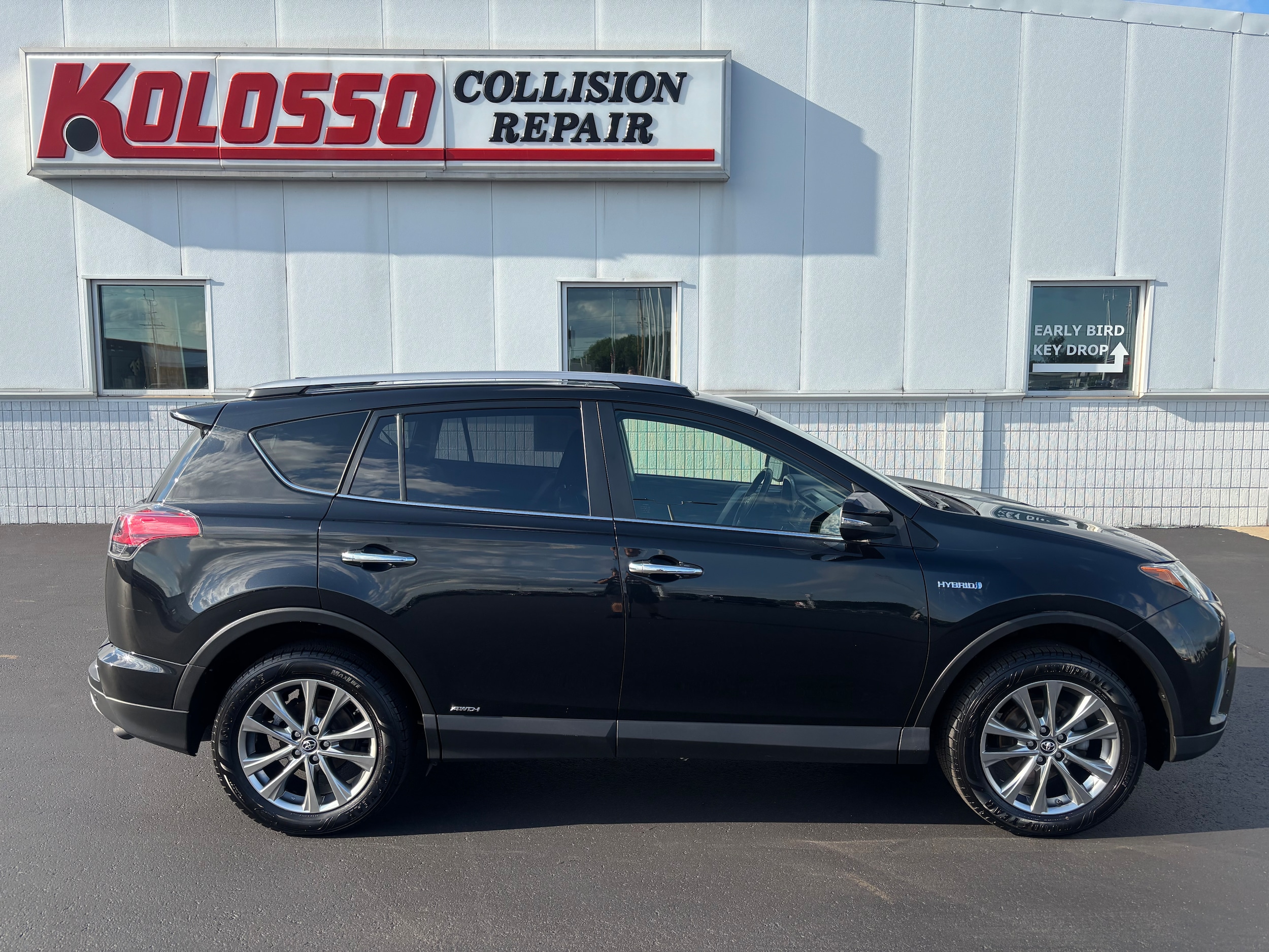 Used 2017 Toyota RAV4 Limited with VIN JTMDJREVXHD144568 for sale in Appleton, WI