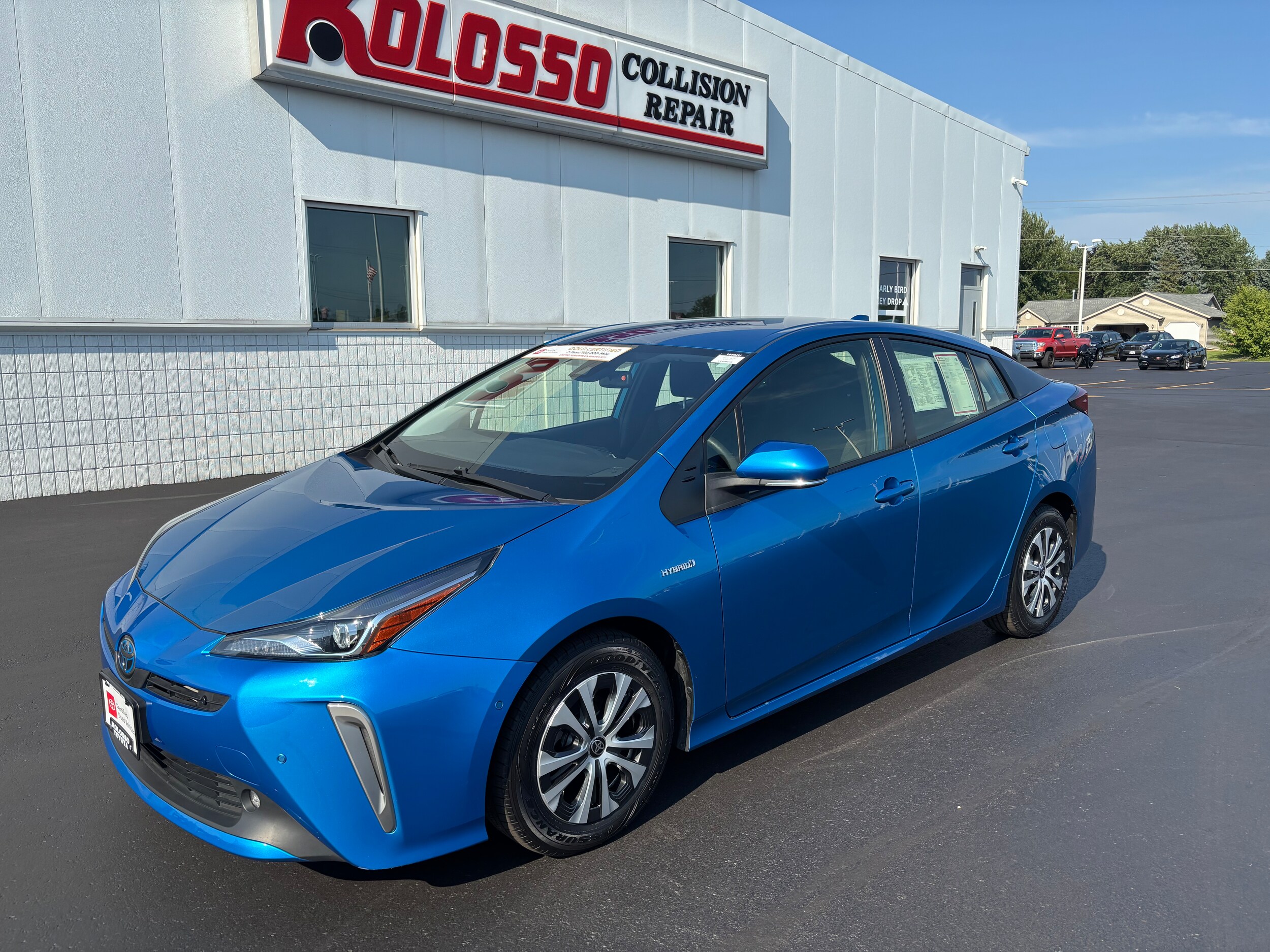 2021 Toyota Prius LE AWD-e photo 3