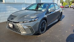 2025 Toyota Camry SE SE