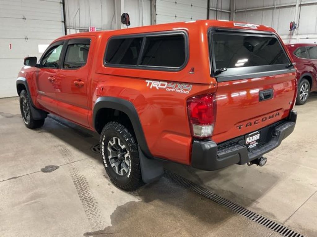 Used 2017 Toyota Tacoma Truck Double Cab