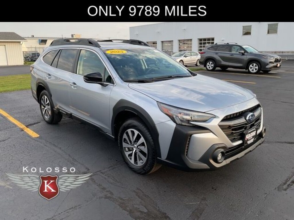 Used 2025 Subaru Outback Premium SUV