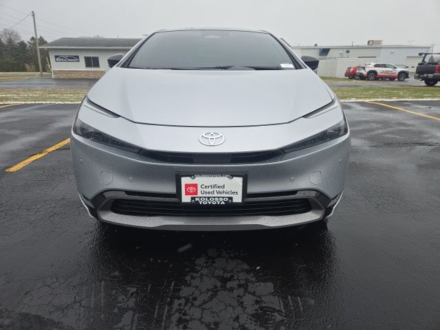 2023 Toyota Prius Limited photo 2
